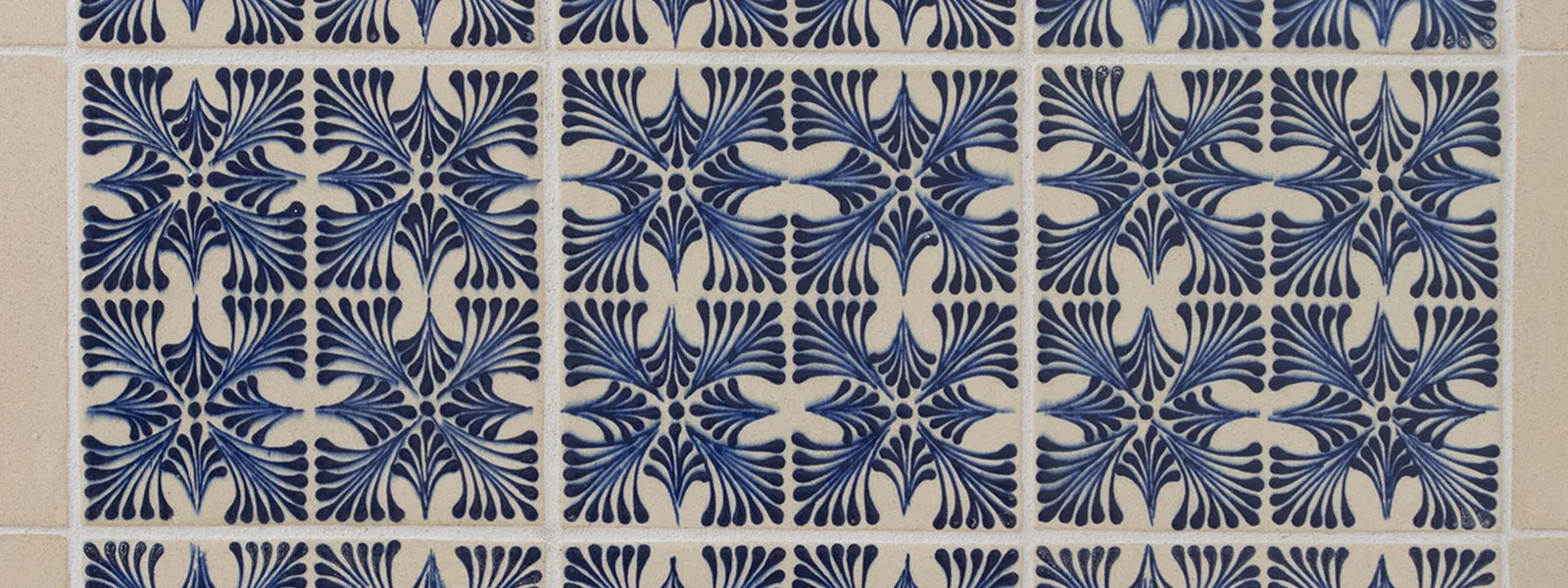 Slip Trailed Kachelofen